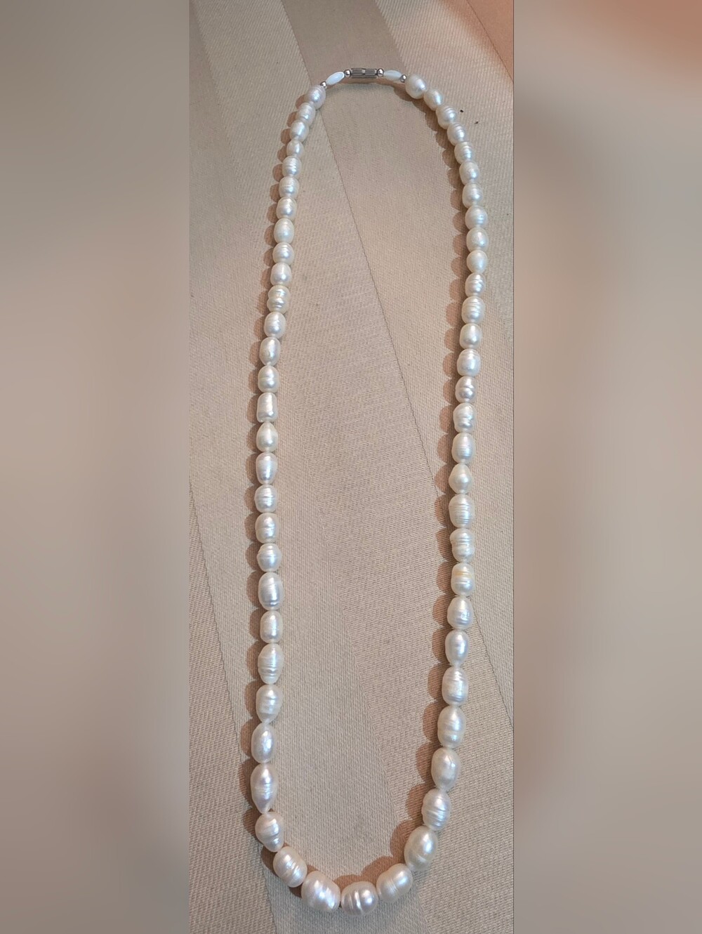 Natural white baroque pearl necklace. 24 In Long. Excellent condition.